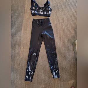 Heroine Sport legging and sport bra set - EUC worn once! Size XS